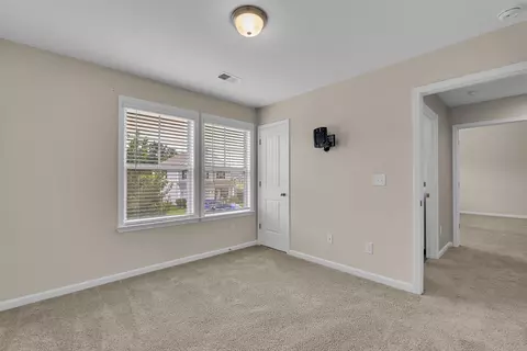 Bedroom - 105 Viewmont Dr, Duncan, SC 29334 photo 2 of 2
