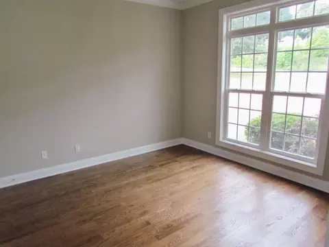 Living - 529 Albatross Rd, Easley, SC 29640 photo 5 of 8