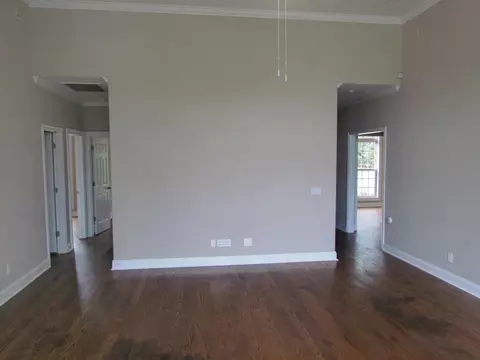 Living - 529 Albatross Rd, Easley, SC 29640 photo 4 of 8
