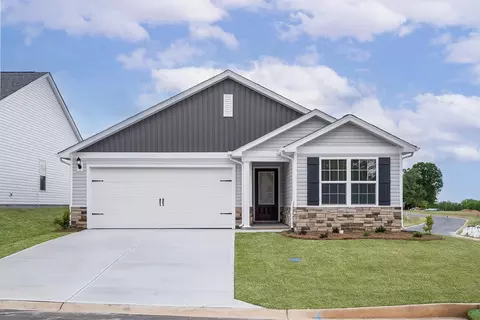 422 W Claywalk Rd, Woodruff, SC 29388