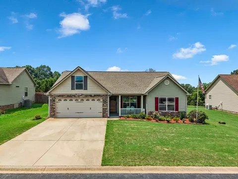 326 Gleaner Dr, Inman, SC 29349