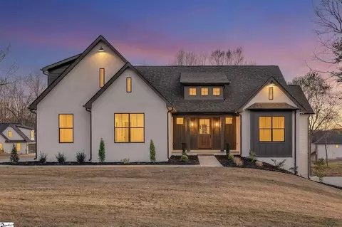 3798 Ballenger Rd # B, Greer, SC 29651