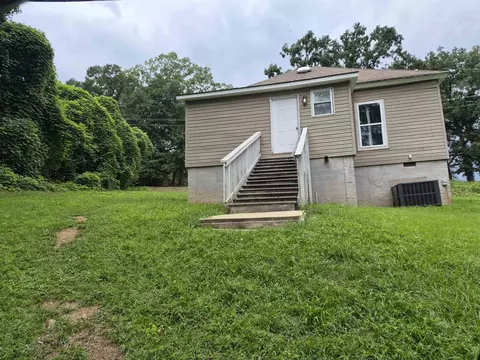 4 Arkmain St, Spartanburg, SC 29306
