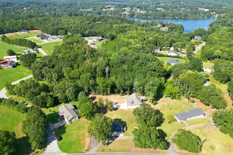 View/Area - 1589 Sandy Ford Rd, Chesnee, SC 29323 photo 1 of 7
