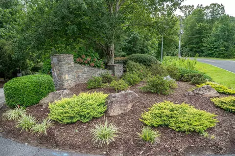 12 Queensmoor Rd, Travelers Rest, SC 29690