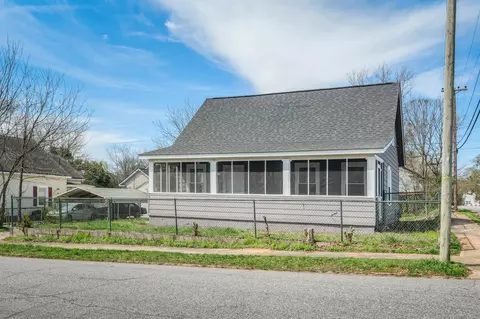 59 Smythe Ave, Greenville, SC 29605