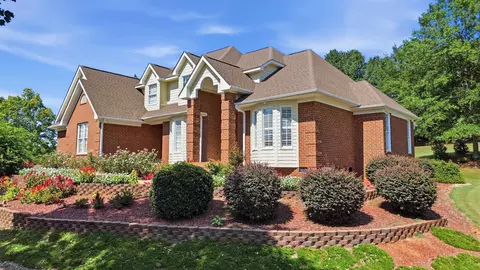 Exterior - 424 Harbour View Dr, Chesnee, SC 29323 photo 2 of 11
