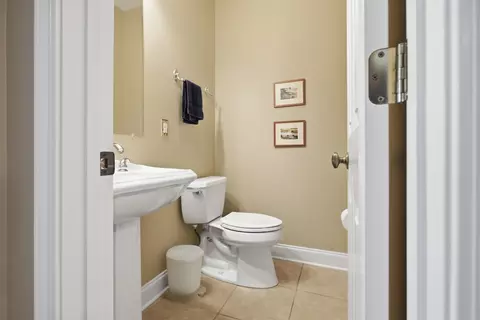 Bath - 424 Harbour View Dr, Chesnee, SC 29323 photo 1 of 7