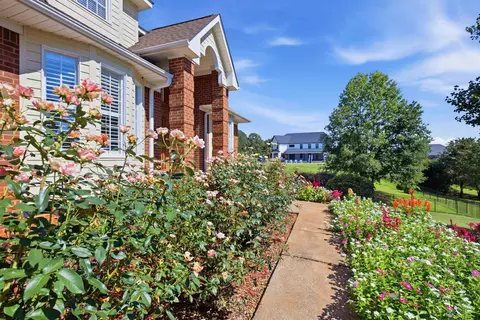 Exterior - 424 Harbour View Dr, Chesnee, SC 29323 photo 9 of 11