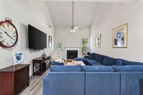Living - 344 Bellerive Dr, Duncan, SC 29334 photo 3 of 3