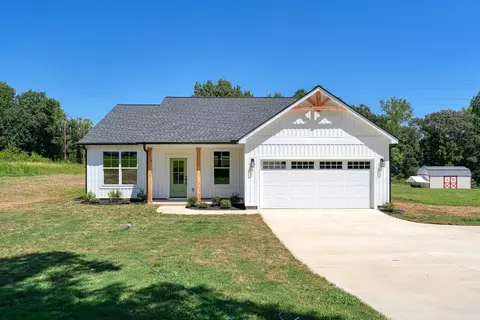 366 E Boundary Dr, Spartanburg, SC 29303