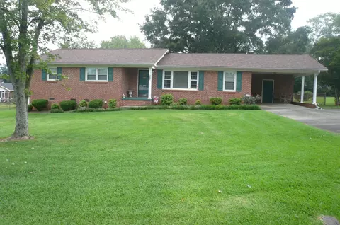 207 Ferndale Dr, Boiling Springs, SC 29316