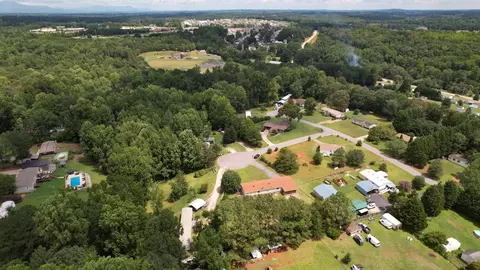 View/Area - 9 W Tyger Ct, Greer, SC 29651 photo 5 of 5