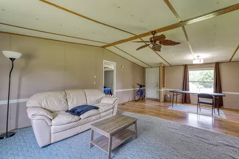 Living - 9 W Tyger Ct, Greer, SC 29651 photo 4 of 5