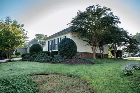 Exterior - 217 Ashton Dr, Moore, SC 29369 photo 11 of 11