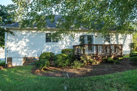 Exterior - 217 Ashton Dr, Moore, SC 29369 photo 10 of 11