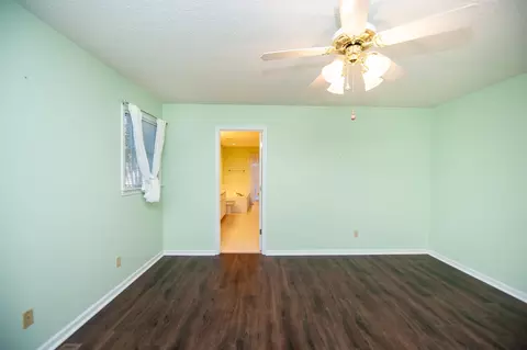 Bedroom - 217 Ashton Dr, Moore, SC 29369 photo 4 of 9