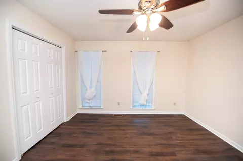 Bedroom - 217 Ashton Dr, Moore, SC 29369 photo 5 of 9