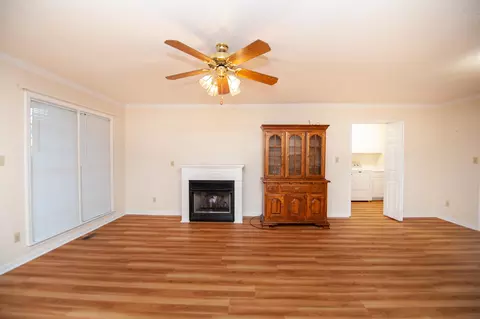 Living - 217 Ashton Dr, Moore, SC 29369 photo 5 of 5
