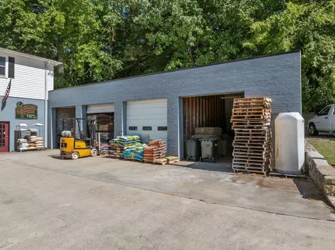 Exterior - 155 Montgomery Ave, Pacolet, SC 29372 photo 4 of 12