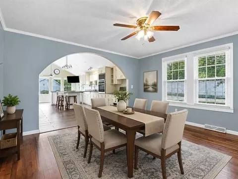 Dining - 652 Arlington Rd, Greer, SC 29651 photo 1 of 2