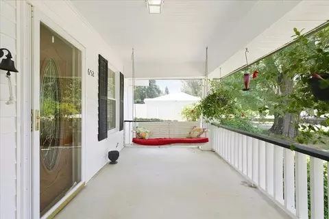 Exterior - 652 Arlington Rd, Greer, SC 29651 photo 1 of 11