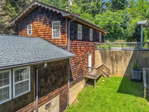 Exterior - 160 E Howard St, Tryon, NC 28782 photo 6 of 6