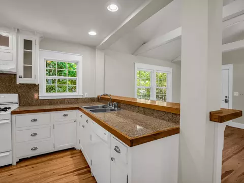Kitchen - 160 E Howard St, Tryon, NC 28782 photo 2 of 4