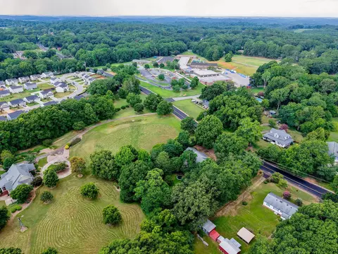 View/Area - 1014 E Queen St, Pendleton, SC 29670 photo 5 of 6