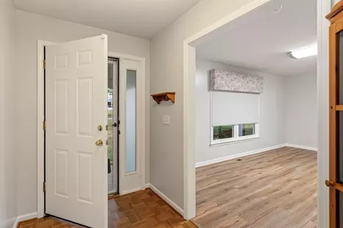Entry Way - 1014 E Queen St, Pendleton, SC 29670 photo 2 of 3