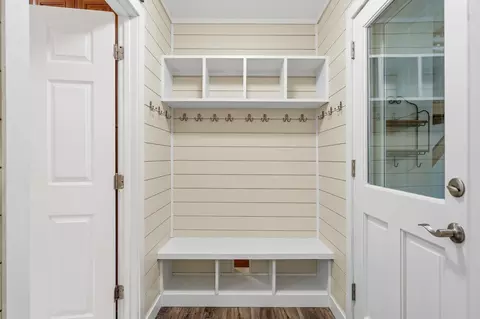 Entry Way - 1014 E Queen St, Pendleton, SC 29670 photo 3 of 3