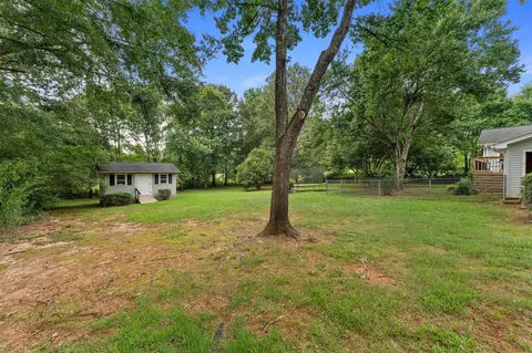 Exterior - 1014 E Queen St, Pendleton, SC 29670 photo 8 of 8
