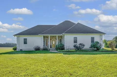 293 Berry Rd, Boiling Springs, SC 29316