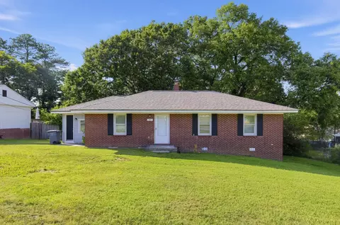 9 Delores St, Greenville, SC 29605