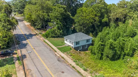 View/Area - 403 E Jefferies St, Gaffney, SC 29340 photo 1 of 4