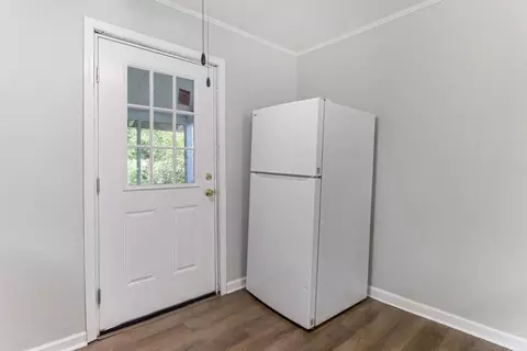 Entry Way - 403 E Jefferies St, Gaffney, SC 29340 photo 1 of 2