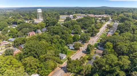 View/Area - 403 E Jefferies St, Gaffney, SC 29340 photo 3 of 4