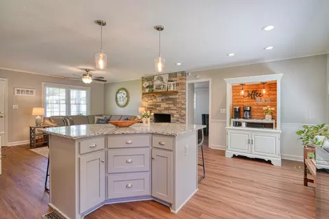 Kitchen - 169 Gregory St, Roebuck, SC 29376 photo 4 of 8