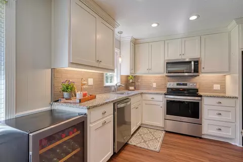 Kitchen - 169 Gregory St, Roebuck, SC 29376 photo 7 of 8