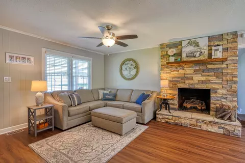 Living - 169 Gregory St, Roebuck, SC 29376 photo 1 of 3