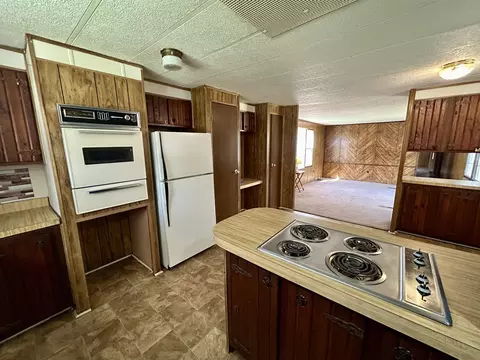 Kitchen - 120 Crestmont Dr, Gaffney, SC 29340 photo 2 of 3