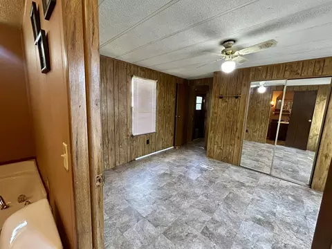 Bedroom - 120 Crestmont Dr, Gaffney, SC 29340 photo 3 of 4