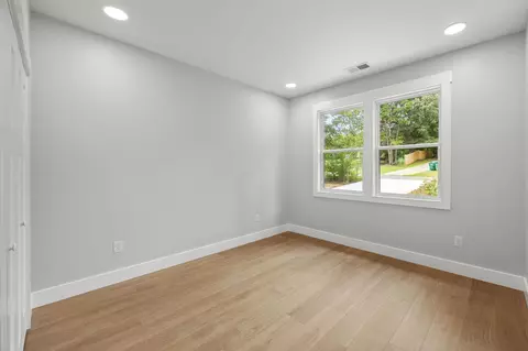 Bedroom - 112 Dora Ave, Gaffney, SC 29341 photo 3 of 5