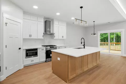 Kitchen - 112 Dora Ave, Gaffney, SC 29341 photo 2 of 2