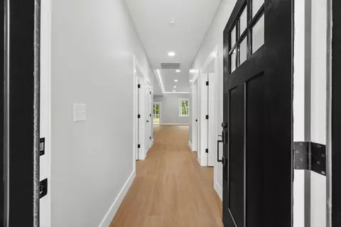 Entry Way - 112 Dora Ave, Gaffney, SC 29341 photo 1 of 1