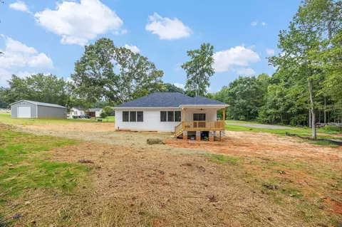 Exterior - 112 Dora Ave, Gaffney, SC 29341 photo 6 of 6