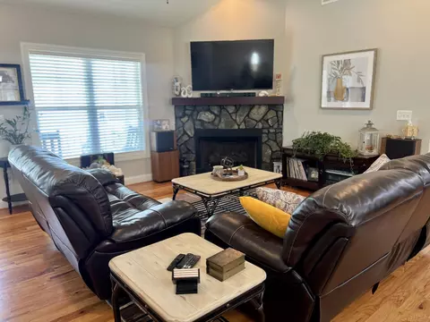 Living - 111 Barbara Ave, Gaffney, SC 29341 photo 1 of 3