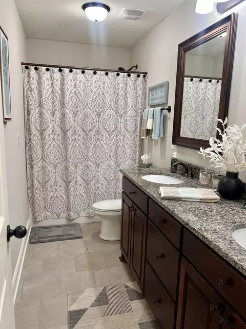 Bath - 111 Barbara Ave, Gaffney, SC 29341 photo 5 of 5
