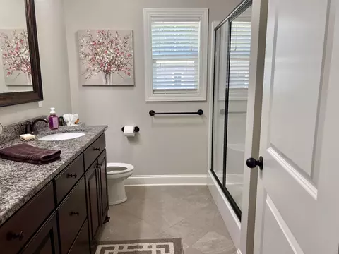 Bath - 111 Barbara Ave, Gaffney, SC 29341 photo 2 of 5