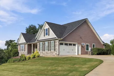 Exterior - 720 E Ridgewater Dr, Chesnee, SC 29323 photo 5 of 11